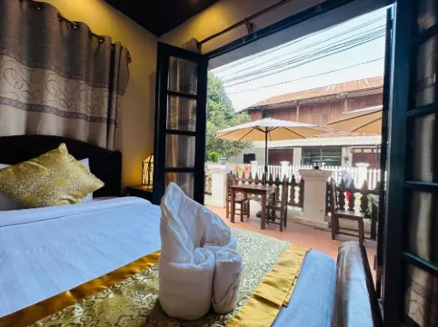 Luang Prabang Villa Ban Pakham Hotel