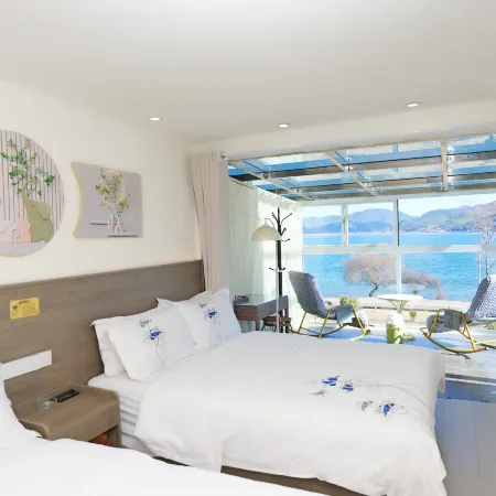 Cuihu Bay Homestay (Lugu Lake Daluoshui Wharf)