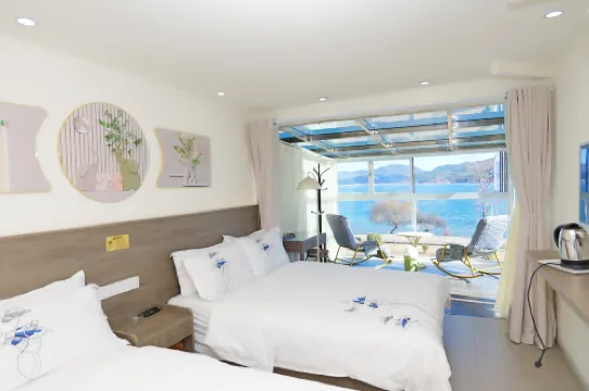 Cuihuwan Hotel (Wuhu Daluoshui Wharf)