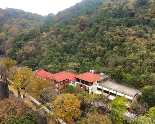 皇山裡民宿（西湖風景區店） 鄰近水澄桥的酒店