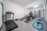 Qiyue Audio-Visual Hotel (Guilin Railway Station Two Rivers and Four Lakes)