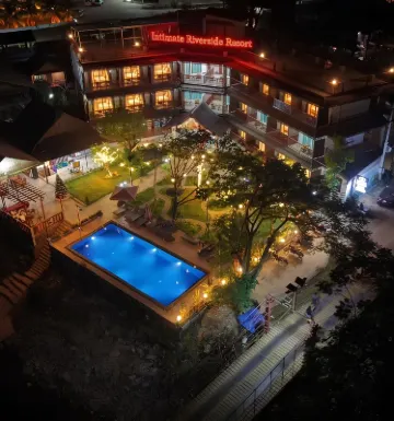 Intimate Riverside Resort Vang Vieng