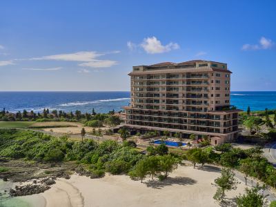 Hotel Shigira Mirage Beach Front