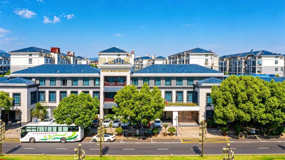 ZHEN YUAN SHANJU RESORT HOTEL