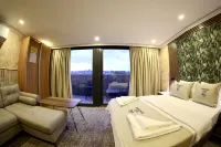 Maranda Suit Hotel