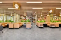 Anlan International Hotel (Huangguoshu Avenue RT-Mart Branch) - balcony
