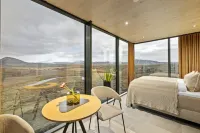 ÖÖD Hekla Horizon - Mirror Houses