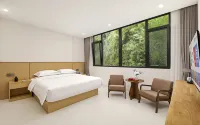 Hidden Stay Seventy-Three Post Hotel (Qujing Shengfeng Community)