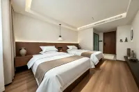 GuanLan Hotel - balcony
