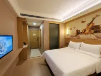 Vienna 3 Best Hotel (Xinyi Beijing Road High-speed Railway Station Store)