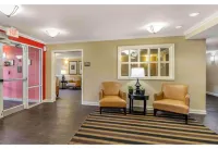 Motel 6 Chicago Vernon Hills Lincolnshire IL - 애견동반