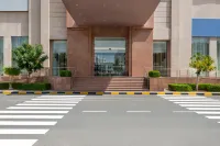 Levatio Suites Muscat, a member of Radisson Individuals - พร้อมระเบียง
