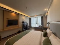 OK E-Sports Hotel (Qinzhou Niannianfeng Plaza) - 2-Star