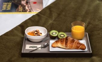 Lazare Nomade Hotel