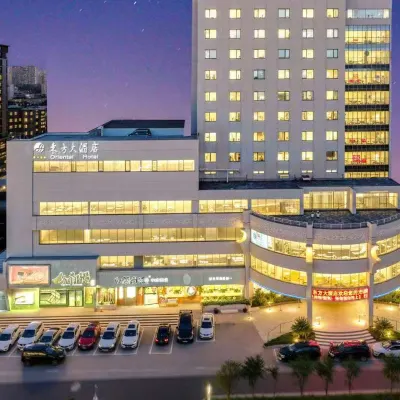 Oriental Grand Hotel (Tongxiang Central Wanxianghui Store) Hotels near Zhejiang Tongxiang University of Media and Communications
