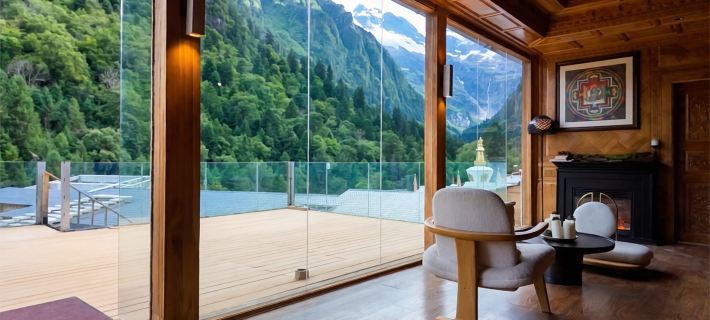 ZhiYu Guest House Hotels in Deqen