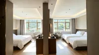 Yazhuo Hotel - غرفة مطلة على الجبل