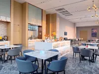 KDworld Hotel (Guigangke World High Speed Rail Station Store) - 4 stjerner