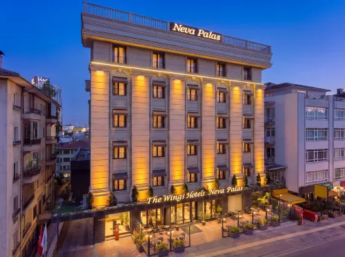 The Wings Hotels Neva Palas - parking