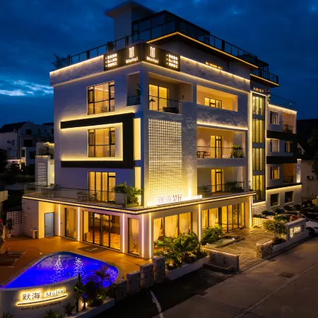 MoHai MH High-End Designer (Beihai Silver Beach Tourist Resort)