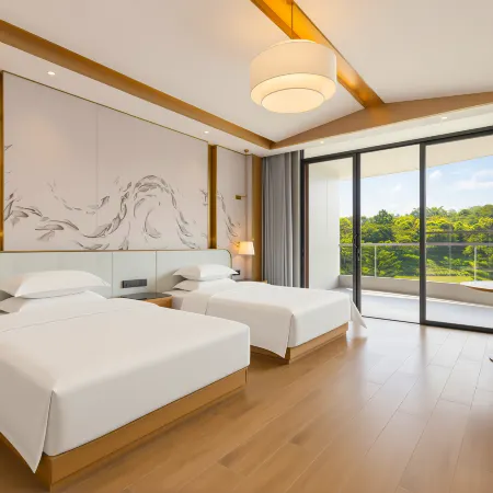 Senbola Swan Island Hot Spring Villa