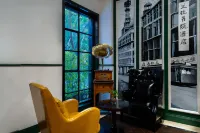 Zheda Yuanzheng Lanshe Hotel (Hangzhou Xihu Hefang Street)