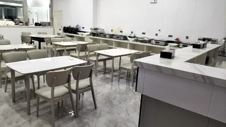 Chaka Shanshui Hotel Отели в г. Улан