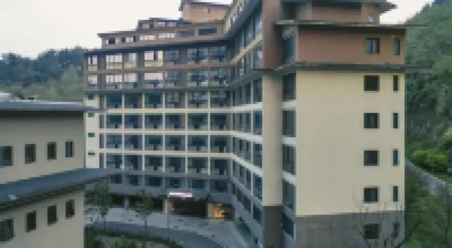 Mount Shine Hotel Building 2
