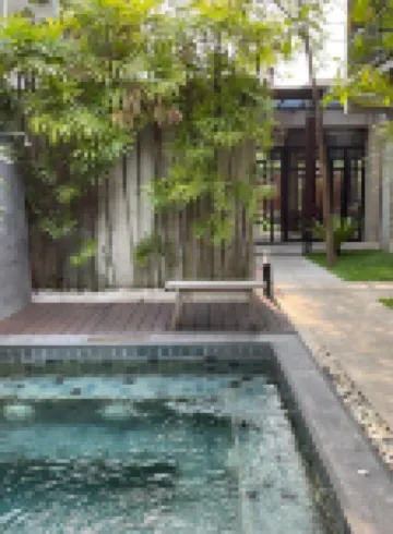 โรงแรมเชอร์ล็อค