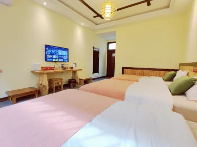 Dunhuang Silk Road Impression Boutique Inn (Mingsha Mountain Crescent Spring Store) Hotels near Dunhuang Ancient City