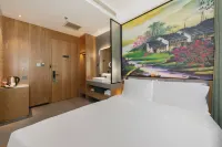 Yimu Hotel (South Square of Beijing West Railway Station) Hotels in Fengtai District