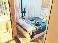 Caihong Zhijia Homestay (Lanhua Square) - 호스텔