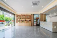 Boman Hotel (Zhuji High-speed Railway Station Baolong Plaza)