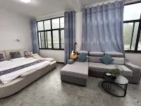 Anmen Red Banner Villa