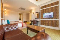 Tasik Villa International Resort Hotel di Siliau