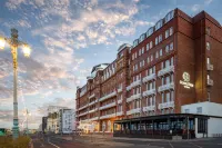 DoubleTree by Hilton Brighton Metropole Hotels near Royal Alexandra Children's Hospital