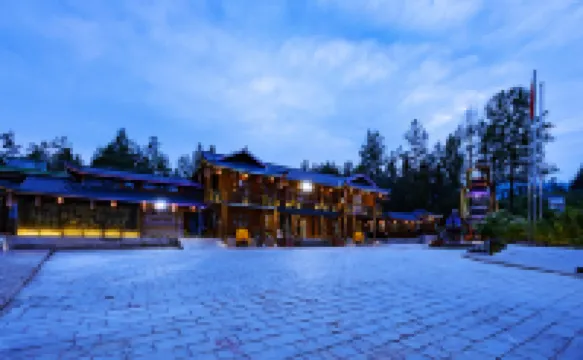 Zhangjiajie Wulingyuan Forest Youyue Art Homestay