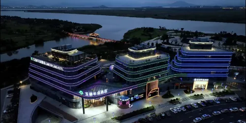 Yuhu Peninsula Hotel (Yuhuan Wanda Plaza Convention and Exhibition Center)