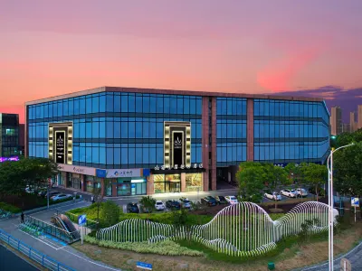 Maoshanwu Yiju Hotel (Changzhou Zhongwu Avenue Vientiane City) Hotellit kohteessa 