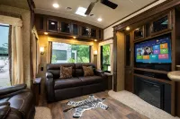 RV Camping Camp Hotels near Xiangshui (Perfume) Bay