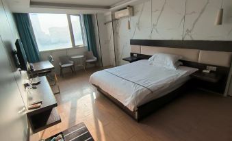 Hotels in Weijiu City