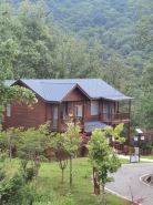 Nanjiang Shibayue Lake Forest Chalet Homestay