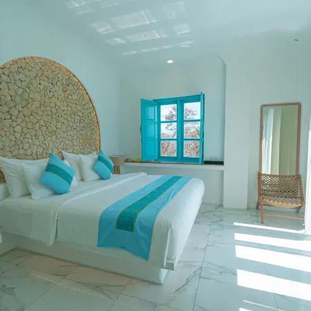 Loccal Collection Hotel Komodo