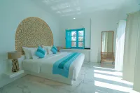 Loccal Collection Hotel Komodo