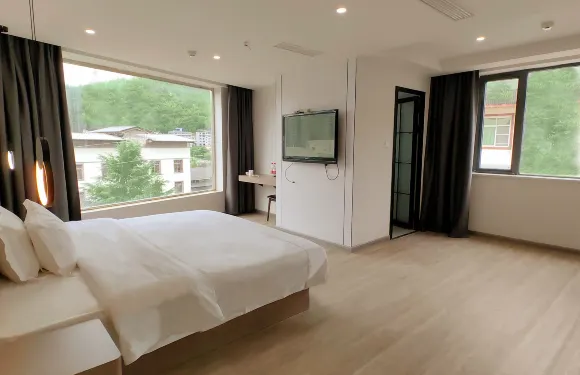 平武愛琴海酒店