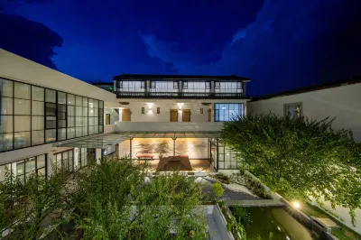 Shishan Inn Отели рядом с достопримечательностью «Хи Чау Янь Цзянь»
