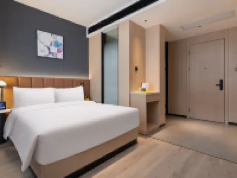 Me Young Me House Hotel (Pingjiang Changshou) Hotels in Pingjiang