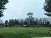 Qihu Hotel Hotels in Wuxuan