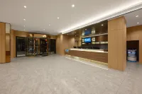 HanTing Hotel (Xixiang East 1st Road) - parking