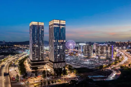 Shundexuan International Apartment (Overseas Chinese City Happy Coast PLUS Subway Station)